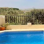 Дом отдыха Sunsets Farmhouse, Gozo Надур