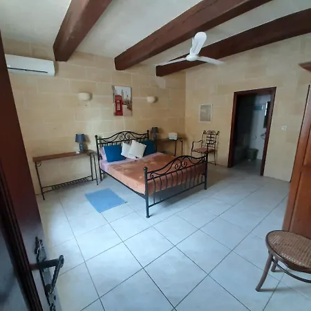 In-nuffara Farmhouse, Gozo *