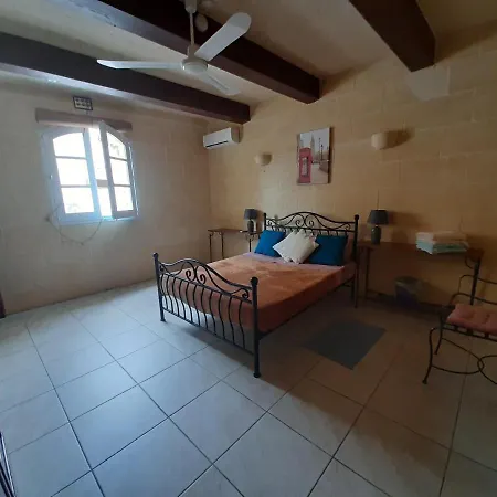 In-nuffara Farmhouse, Gozo Holiday home *