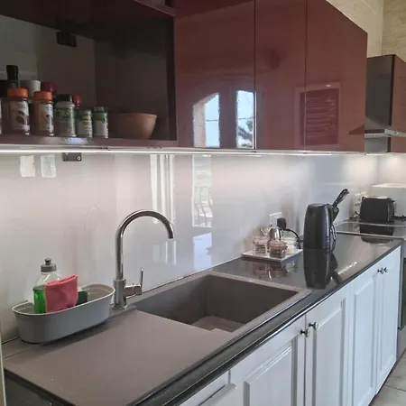 Sunsets Farmhouse, Gozo Дом отдыха Надур