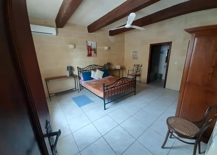 Sunsets Farmhouse, Gozo *