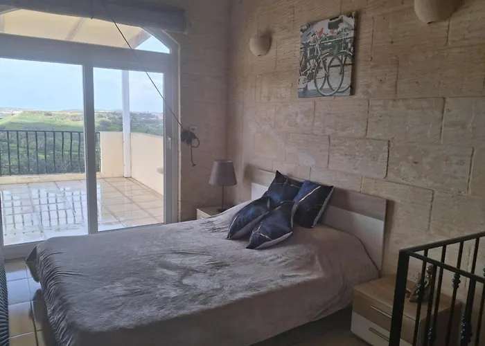 Sunsets Farmhouse, Gozo Надур