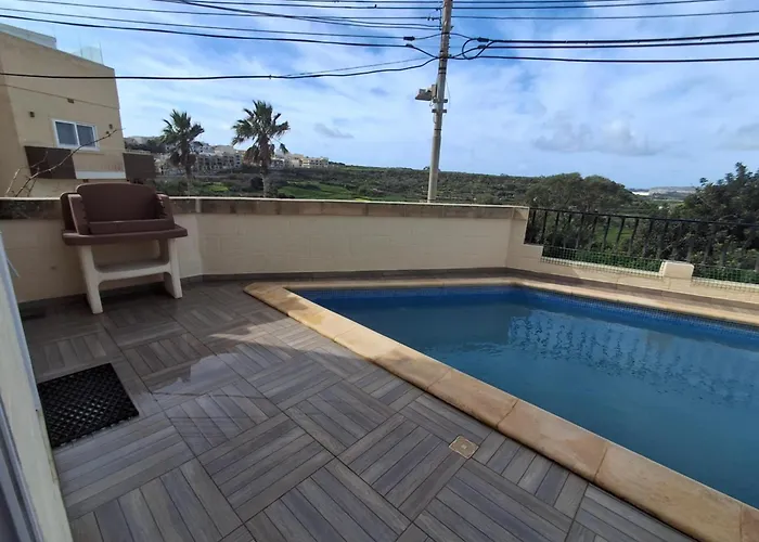 Sunsets Farmhouse, Gozo Дом отдыха Надур